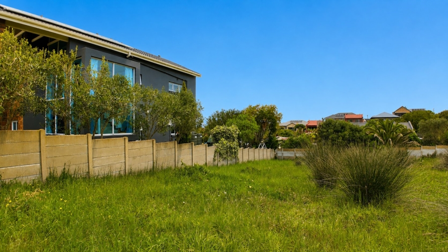  Bedroom Property for Sale in Stilbaai Wes Western Cape